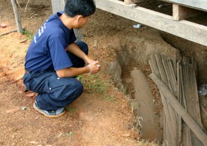 A 750-pound bomb will instantly turn nearby houses into flying debris which will, in turn, destroy other village structures